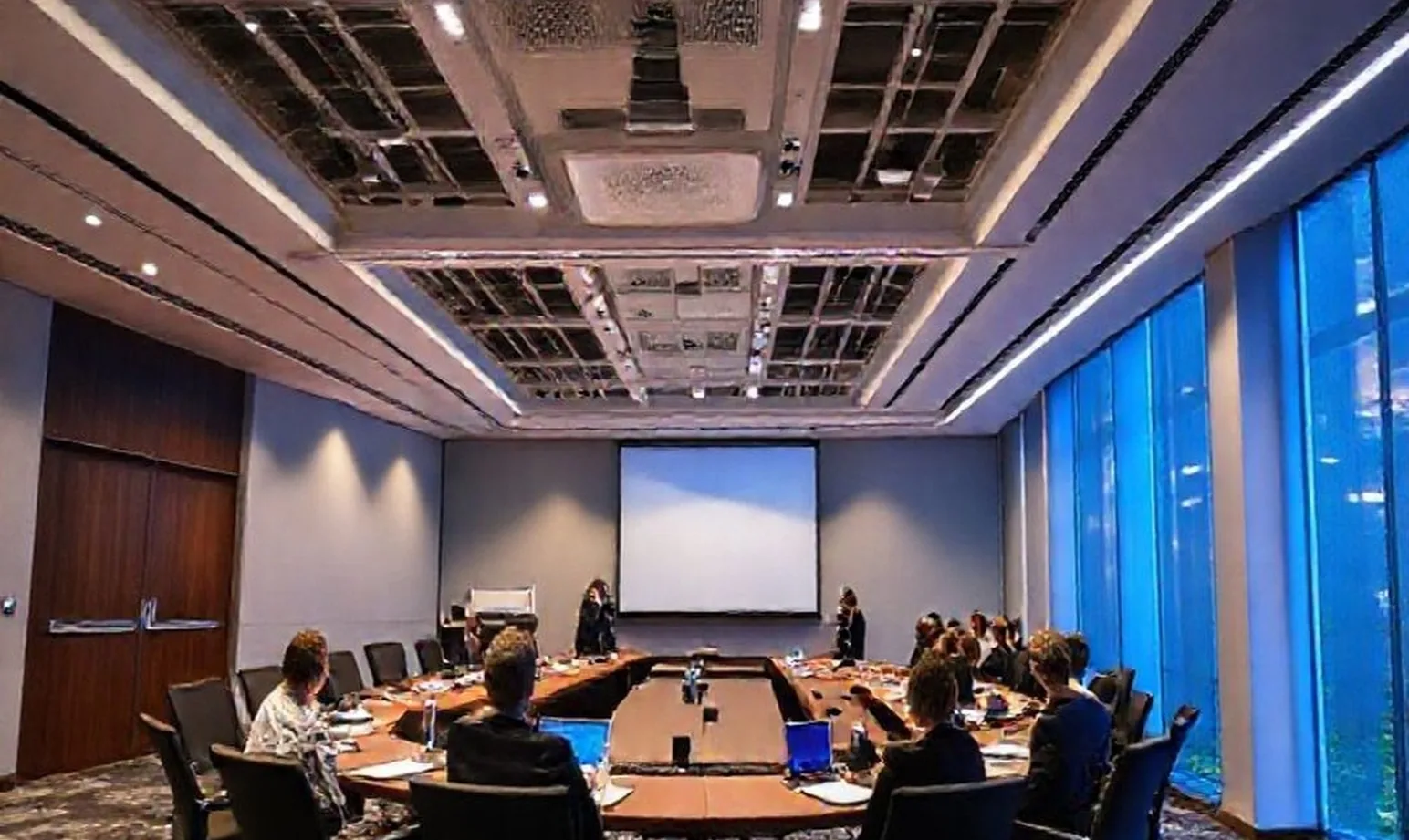 Operations efficiency seminar room